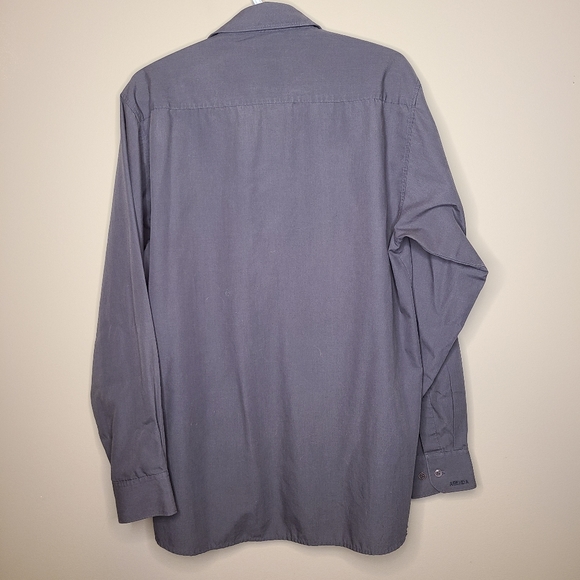 Agenda Button Up - Picture 2 of 4